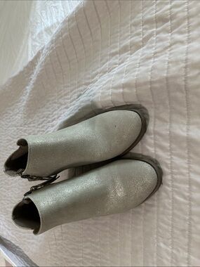 Toms Silver Glitter Ankle Boots